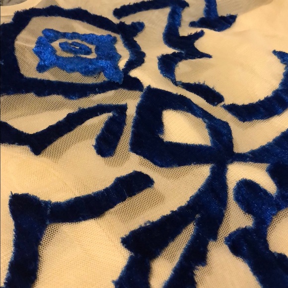 Cream and blue cocktail evening dress. - Picture 5 of 5